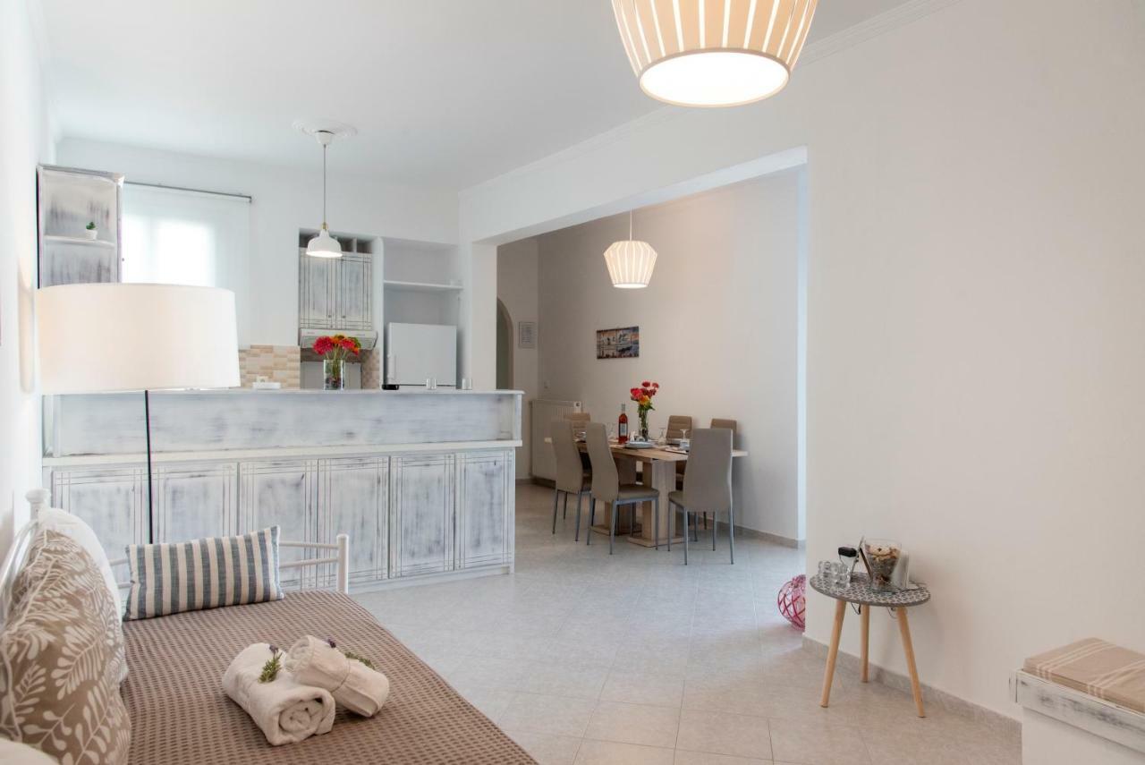 Villa Tonia 帕拉斯波罗斯 外观 照片