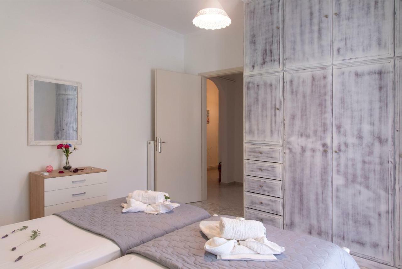 Villa Tonia 帕拉斯波罗斯 外观 照片