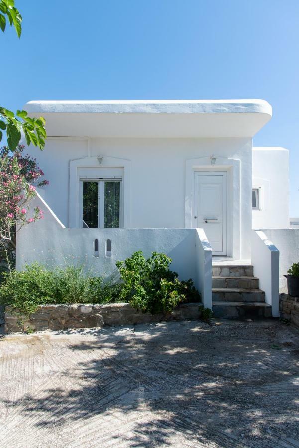Villa Tonia 帕拉斯波罗斯 外观 照片