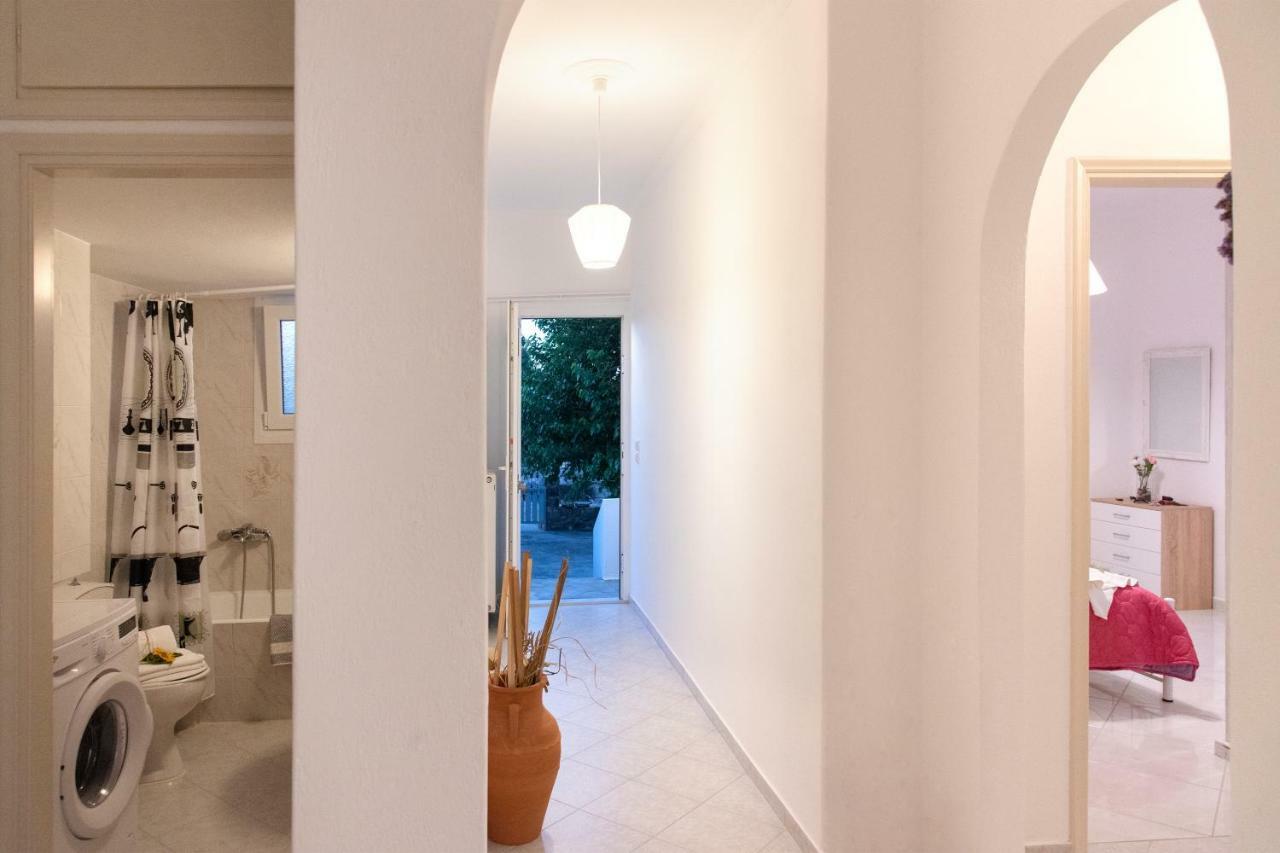 Villa Tonia 帕拉斯波罗斯 外观 照片